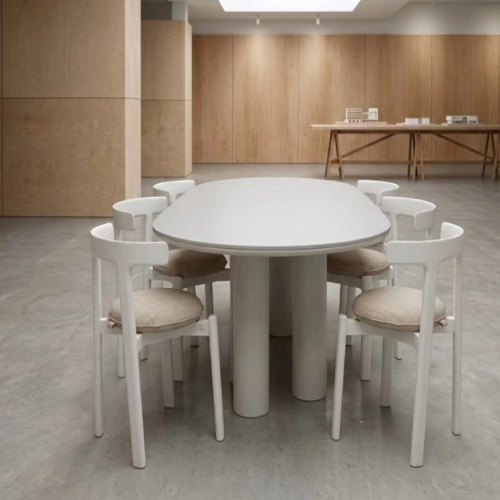 Elio Dining Table